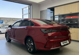 Подержанный автомобиль BAIC U5 Plus 2023 года (4 фото)
