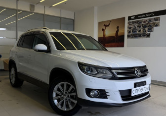 Подержанный автомобиль Volkswagen Tiguan 2013 года (3 фото)