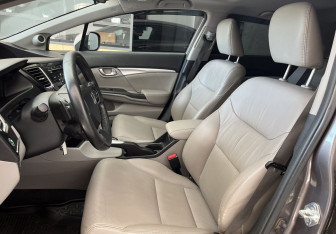 Подержанный автомобиль Honda Civic Sedan 2013 года (8 фото)
