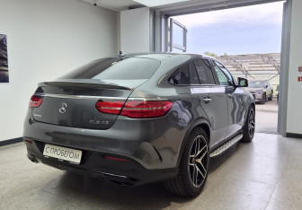 Подержанный автомобиль Mercedes-Benz GLE AMG 2016 года (5 фото)