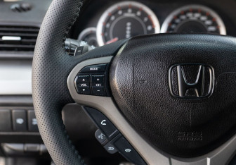 Подержанный автомобиль Honda Accord Sedan 2010 года (17 фото)