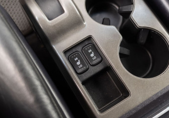 Подержанный автомобиль Honda CR-V 2012 года (16 фото)