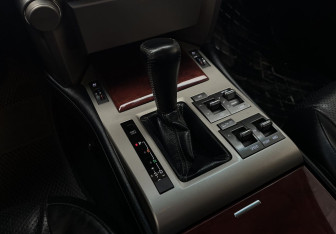 Подержанный автомобиль Lexus GX 2012 года (12 фото)