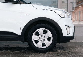 Подержанный автомобиль Hyundai Creta 2021 года (9 фото)