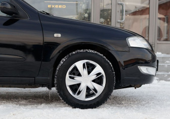 Подержанный автомобиль Nissan Almera Sedan 2006 года (9 фото)