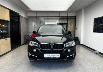 Подержанный автомобиль BMW X5 2016 года (2 фото)