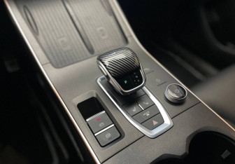 Подержанный автомобиль Omoda C5 2023 года (12 фото)