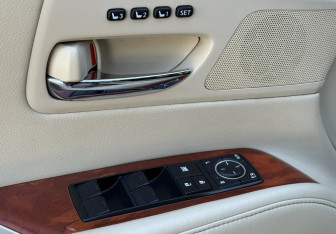 Подержанный автомобиль Lexus RX 2009 года (19 фото)
