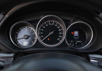 Подержанный автомобиль Mazda CX-5 2019 года (13 фото)