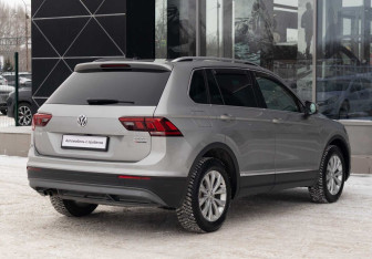 Подержанный автомобиль Volkswagen Tiguan 2017 года (5 фото)