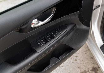 Подержанный автомобиль Kia Cerato Sedan 2021 года (17 фото)