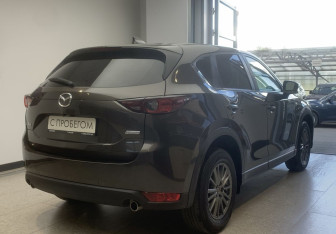 Подержанный автомобиль Mazda CX-5 2017 года (4 фото)