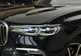 Подержанный автомобиль BMW X7 2019 года (3 фото)