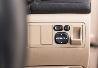 Подержанный автомобиль Toyota Allex 2002 года (16 фото)