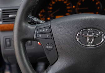 Подержанный автомобиль Toyota Avensis Sedan 2007 года (12 фото)