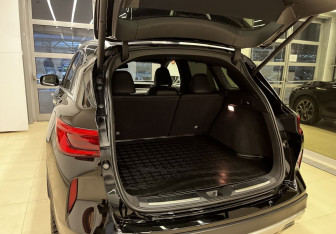 Подержанный автомобиль Infiniti QX50 2018 года (19 фото)