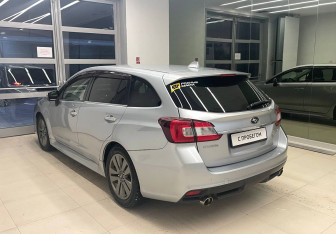 Подержанный автомобиль Subaru Levorg 2016 года (7 фото)