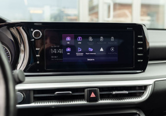 Подержанный автомобиль Kia K5 2020 года (14 фото)