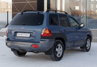 Подержанный автомобиль Hyundai Santa Fe 2002 года (5 фото)