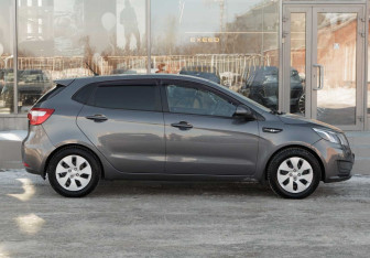 Подержанный автомобиль Kia Rio Hatchback 2013 года (4 фото)