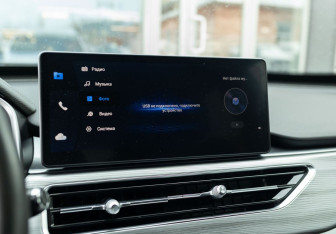 Подержанный автомобиль Chery Tiggo 8 Pro 2022 года (13 фото)