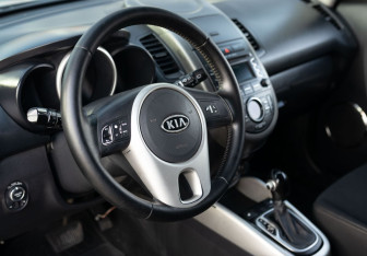 Подержанный автомобиль Kia Soul 2012 года (11 фото)