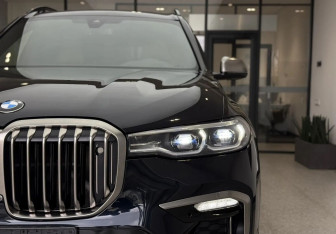 Подержанный автомобиль BMW X7 2019 года (6 фото)