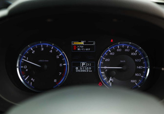 Подержанный автомобиль Subaru Levorg 2014 года (24 фото)