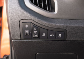 Подержанный автомобиль Kia Sportage 2011 года (17 фото)