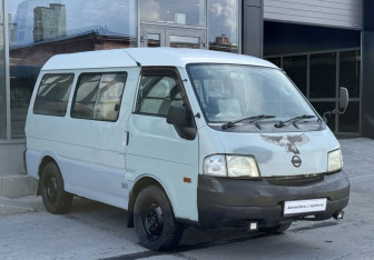 Подержанный автомобиль Nissan Vanette 2001 года (3 фото)