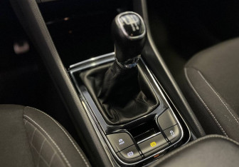 Подержанный автомобиль Skoda Karoq 2021 года (9 фото)