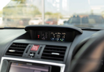 Подержанный автомобиль Subaru Levorg 2014 года (14 фото)
