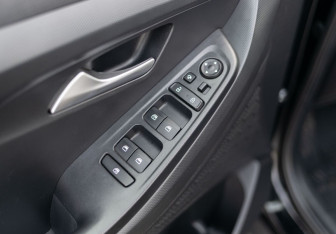 Подержанный автомобиль Hyundai Creta 2022 года (18 фото)