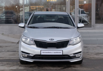 Подержанный автомобиль Kia Rio Hatchback 2017 года (2 фото)