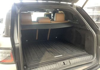 Подержанный автомобиль Land Rover Range Rover Sport 2020 года (10 фото)