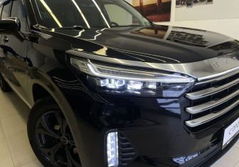 Подержанный автомобиль Exeed VX 2023 года (8 фото)