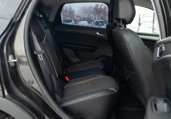 Подержанный автомобиль Renault Arkana 2021 года (19 фото)