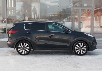 Подержанный автомобиль Kia Sportage 2017 года (4 фото)