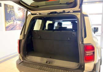 Новый Toyota Land Cruiser Prado 2026 (17 фото)