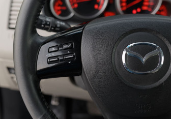 Подержанный автомобиль Mazda CX-9 2008 года (11 фото)