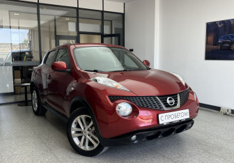 Подержанный автомобиль Nissan Juke 2013 года (3 фото)