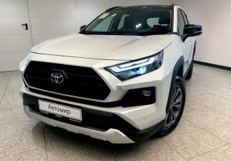 Новый Toyota RAV4 2025 (3 фото)
