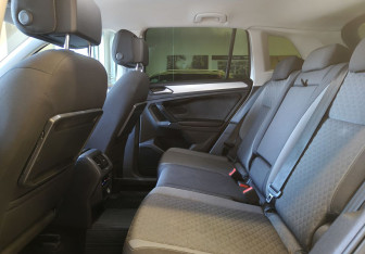 Подержанный автомобиль Volkswagen Tiguan 2018 года (13 фото)