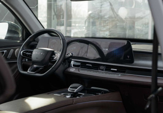 Подержанный автомобиль Chery Tiggo 8 Pro Max 2024 года (10 фото)