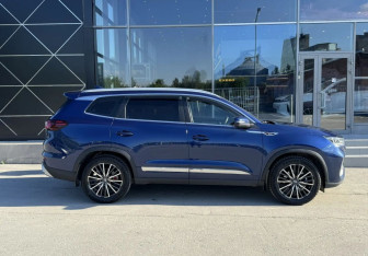 Подержанный автомобиль Chery Tiggo 8 Pro 2021 года (4 фото)
