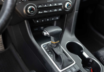 Подержанный автомобиль Kia Sportage 2020 года (17 фото)