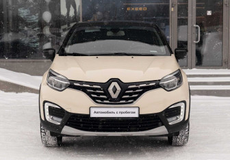 Подержанный автомобиль Renault Kaptur 2020 года (2 фото)
