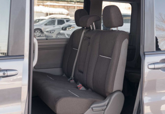 Подержанный автомобиль Honda Stepwgn 2016 года (20 фото)