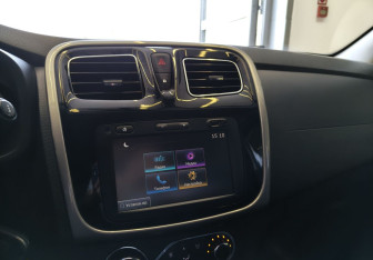 Подержанный автомобиль Renault Logan Sedan 2020 года (12 фото)