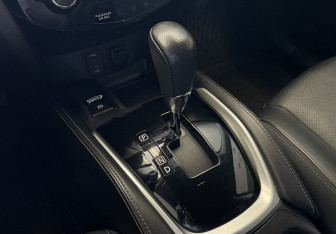 Подержанный автомобиль Nissan Qashqai 2020 года (13 фото)